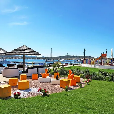 La Delfina By Interhome Lägenhet Golfo Aranci