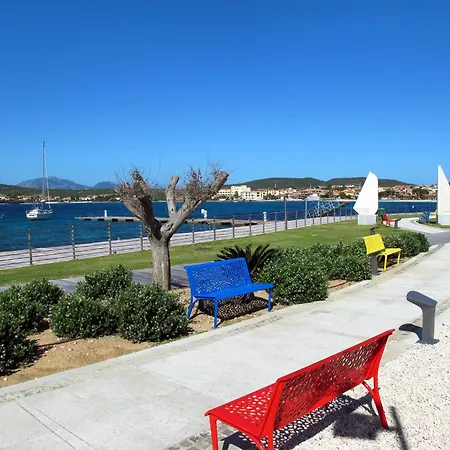 La Delfina By Interhome Appartement Golfo Aranci